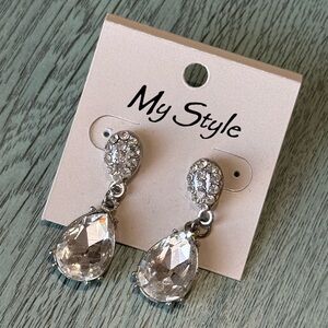 Crystal Teardrop Dangle Earrings- Post Back For Pierced Ears- NWT- Gorgeous